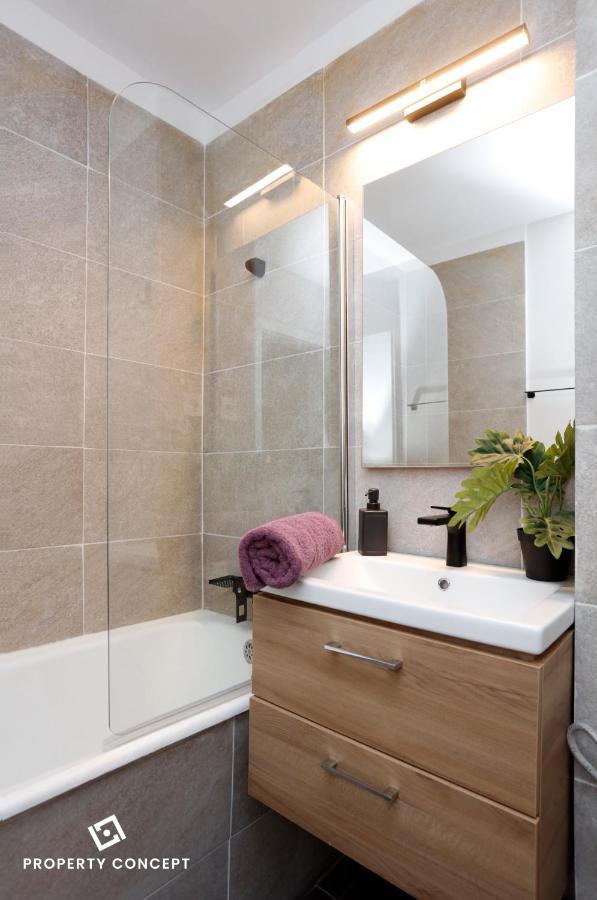 Bright & Relaxing Stay Studio Bucarest Esterno foto